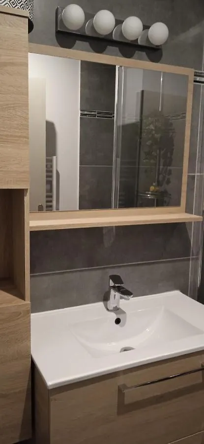Superbe Appartement Lumineux Au Sud D Orange